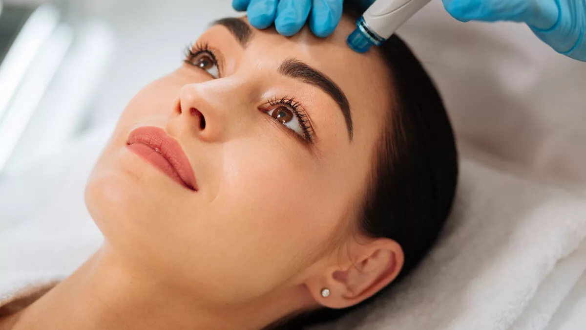 Diamond Glow | New Look Skin Center Medical Spa in Glendale, Encino and Irvine, CA