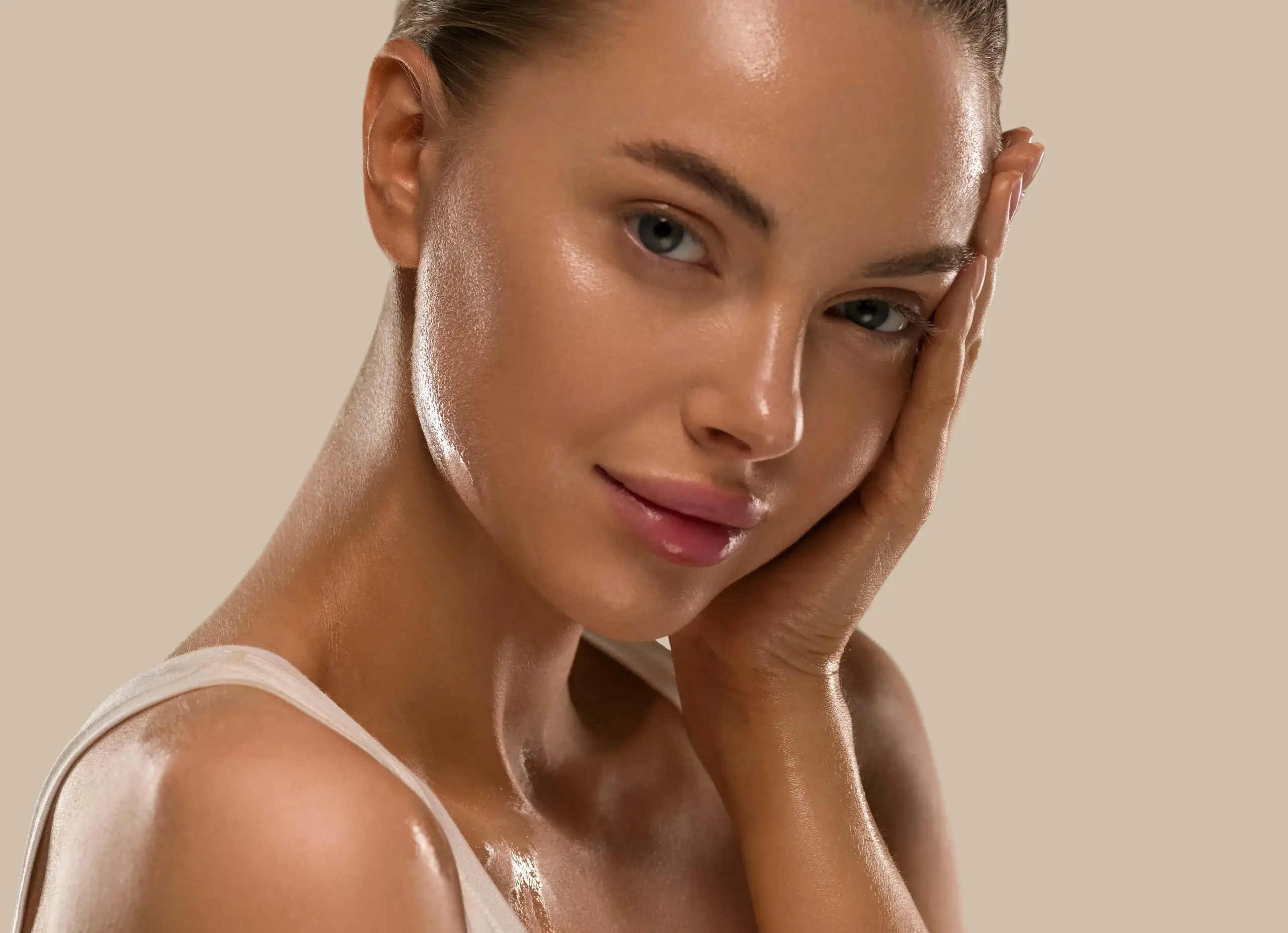 Woman is Receiving Skin Rejuvenation Wrinkle Reduction Treatment at New Look Skin Centre